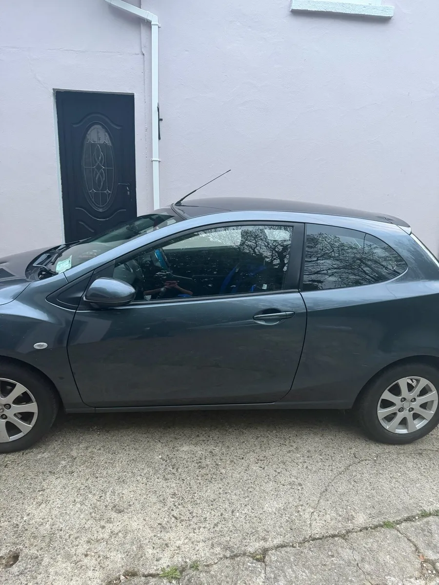 2008 Mazda 2 - Image 4