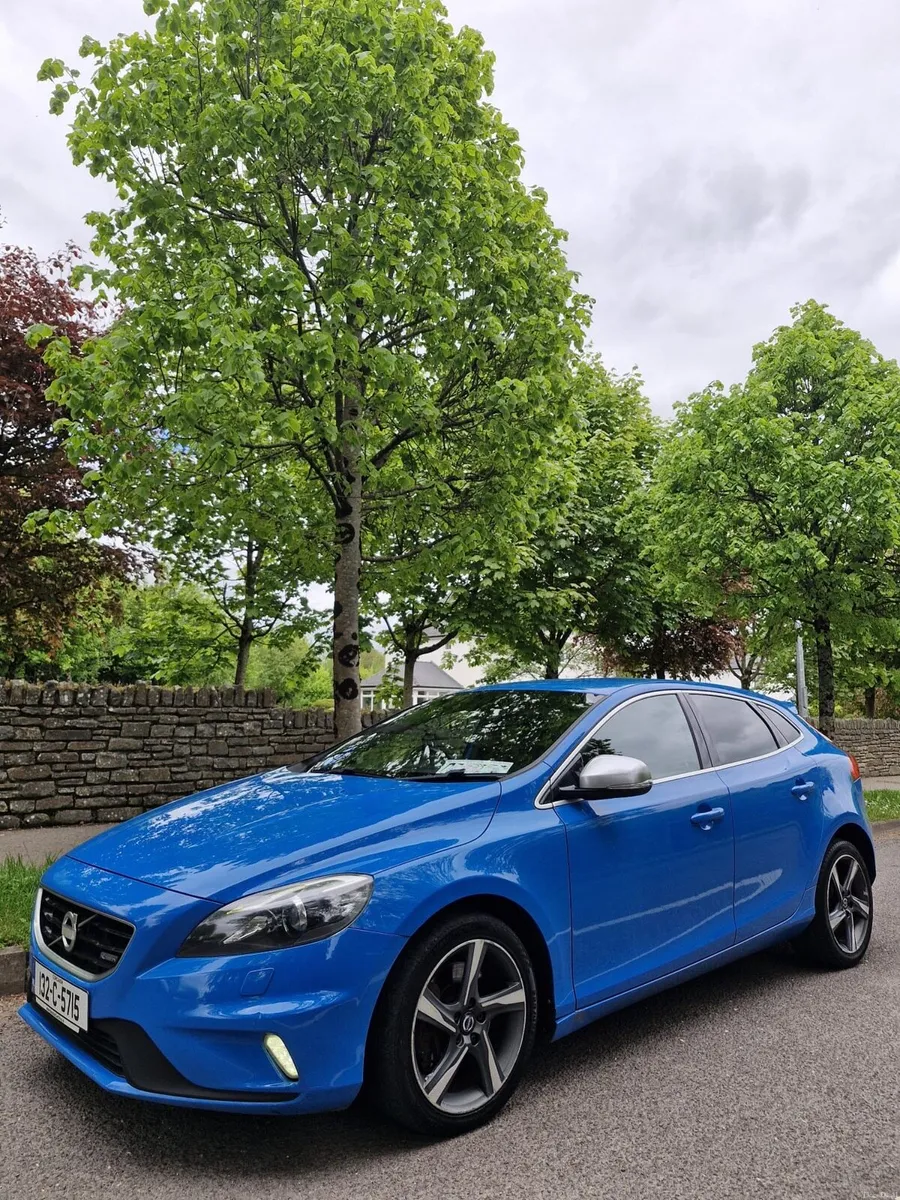 Volvo v40 D3 NCT 4-27 - Image 2