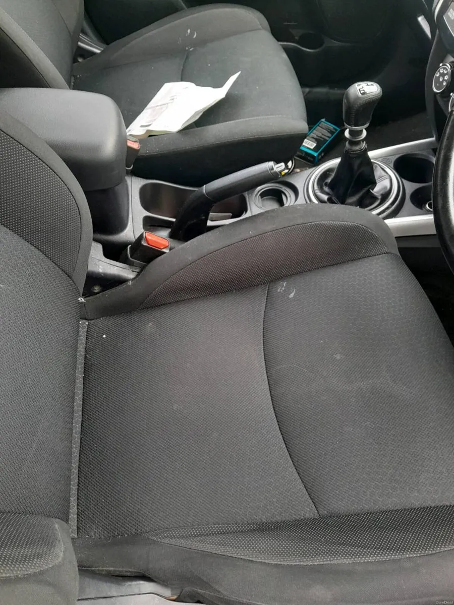 Car - Image 3