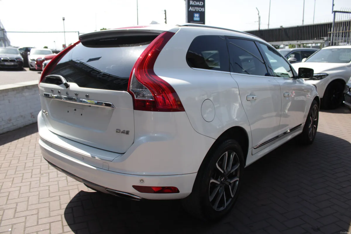 2.0D4 INSCRIPTION 5DR ESTATE AUTO WITH PANORAMIC S - Image 4
