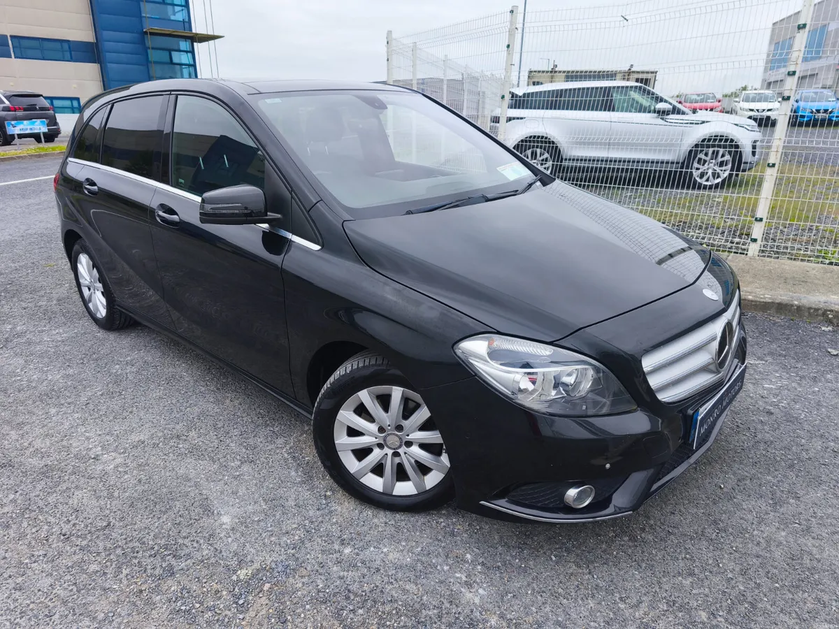 Mercedes-Benz B-Class B 200 CDI, Very low Milage - Image 3