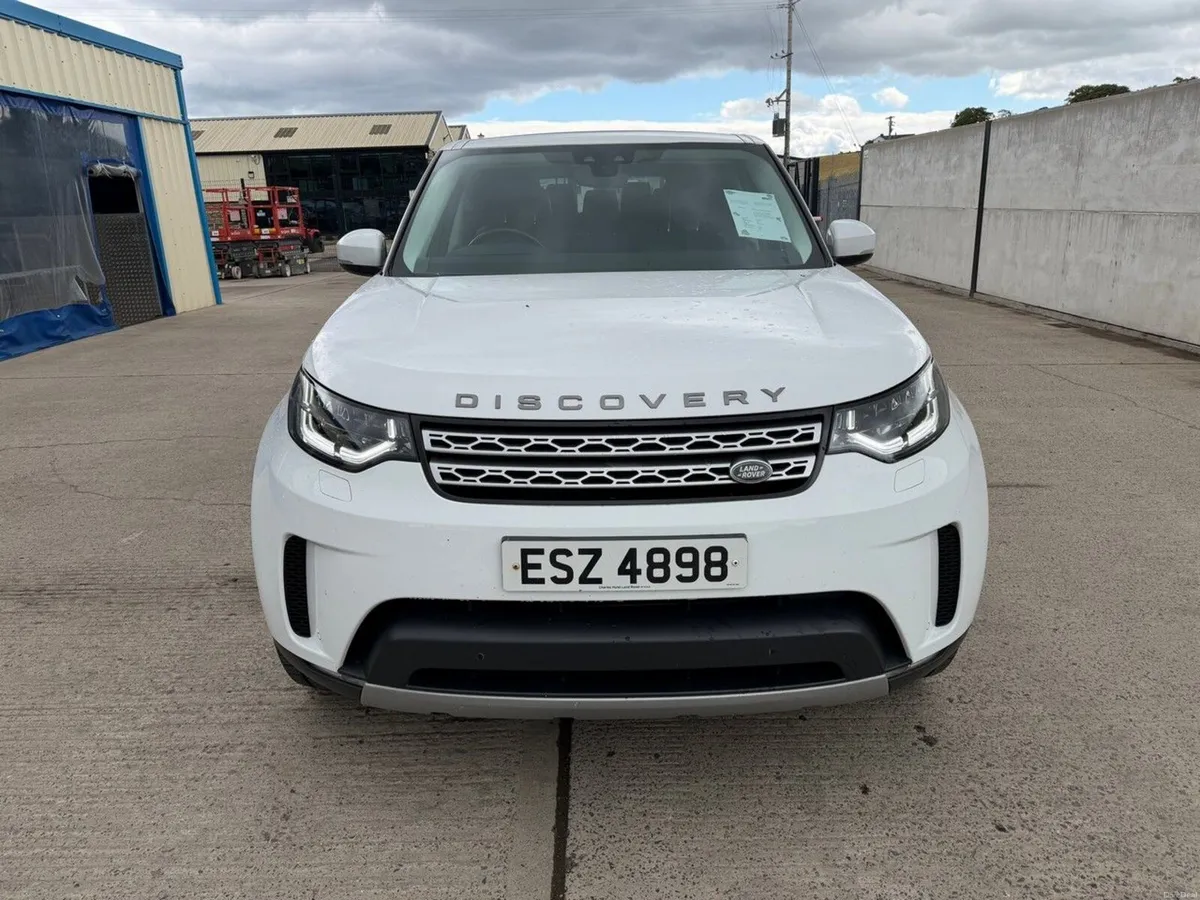 LAND ROVER DISCOVERY HSE SW 3.0 TD6 AUTOMATIC - Image 3