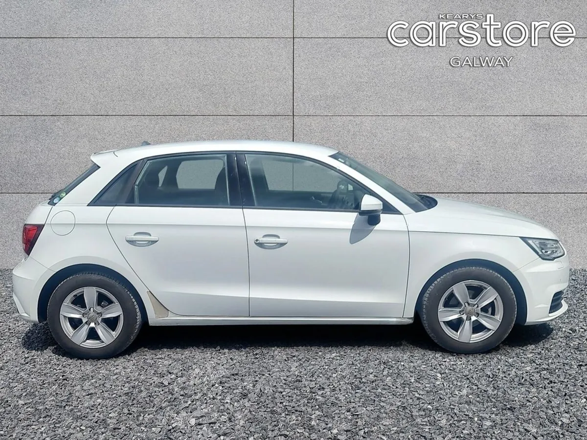 Audi A1 1.0 TFSI - Image 2