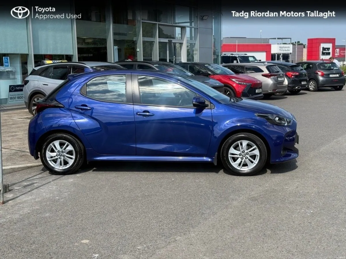 Toyota Yaris YARIS 1.0 LUNA - Image 3