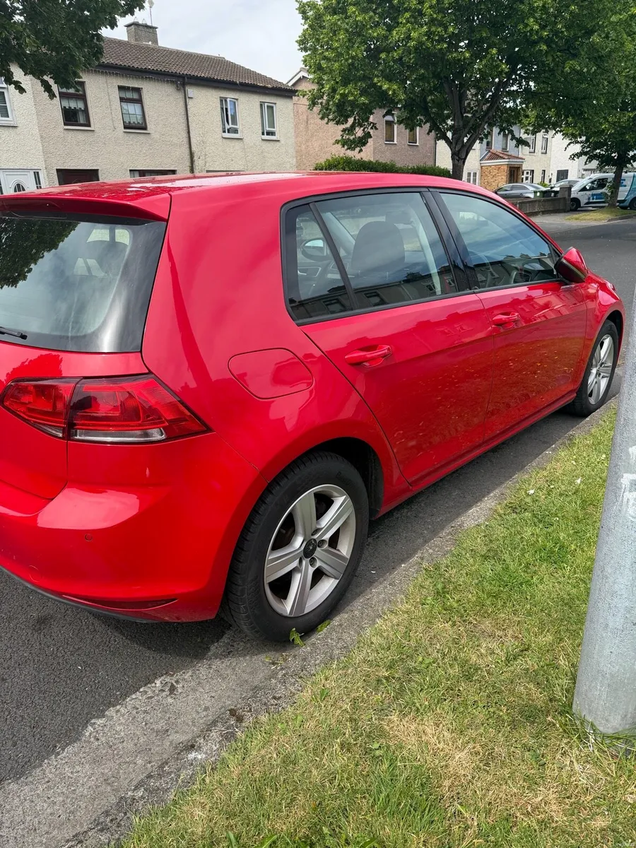 Volkswagen Golf - Image 4