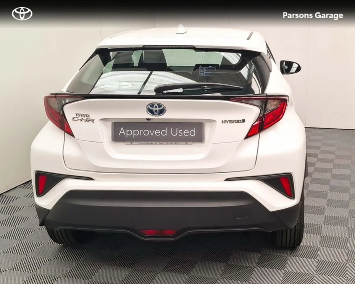 Toyota C-HR 1.8 - Image 4