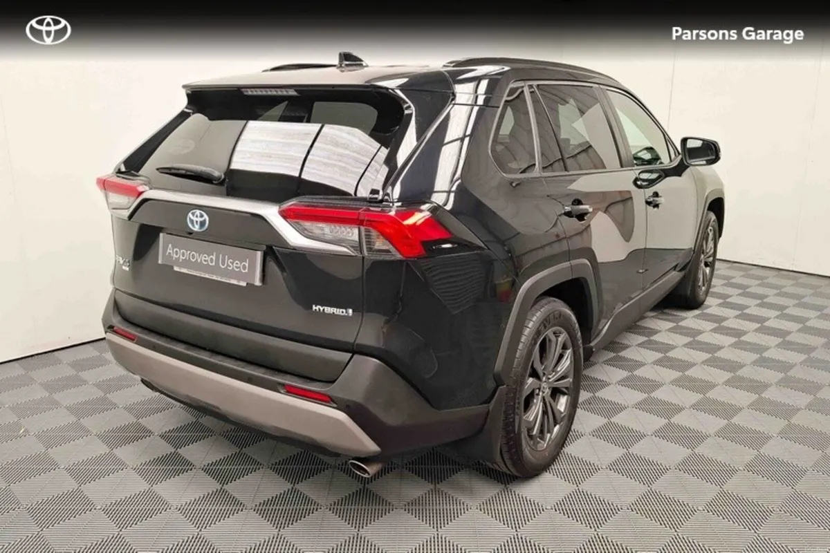 Toyota RAV4 RAV4 HYBRID SOL - Image 2