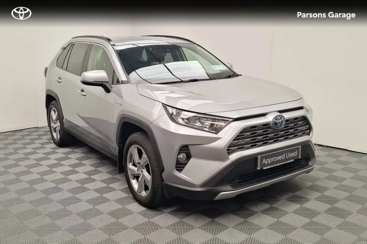 Toyota RAV4 RAV4 HYBRID SOL 2WD - Image 1