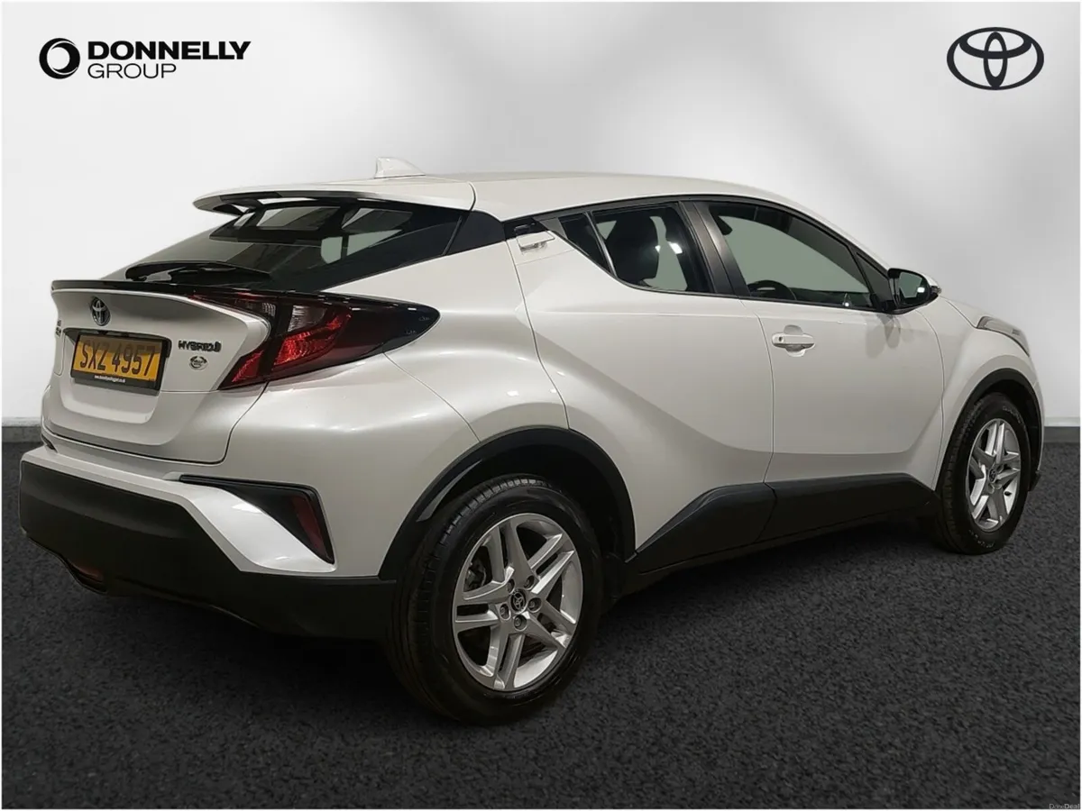 Toyota C-HR C-Hr Hatchback Icon - Image 4