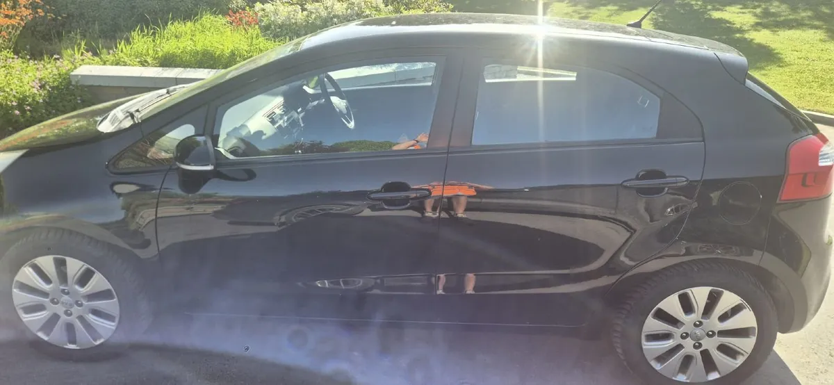 Kia Rio 2011 - Image 2