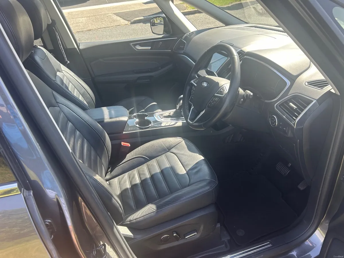 Ford Galaxy 2018 automatic 7 seater titanium x 210 - Image 6