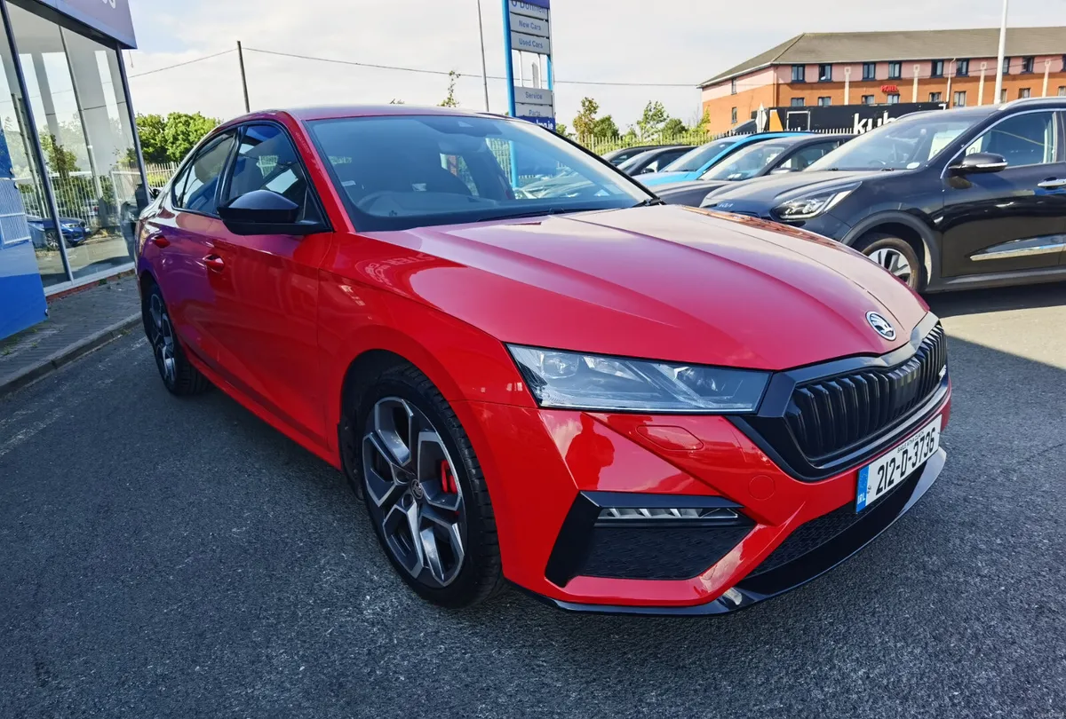 SKODA OCTAVIA VRS 1.4 IV AUTOMATIC PHEV - Image 4