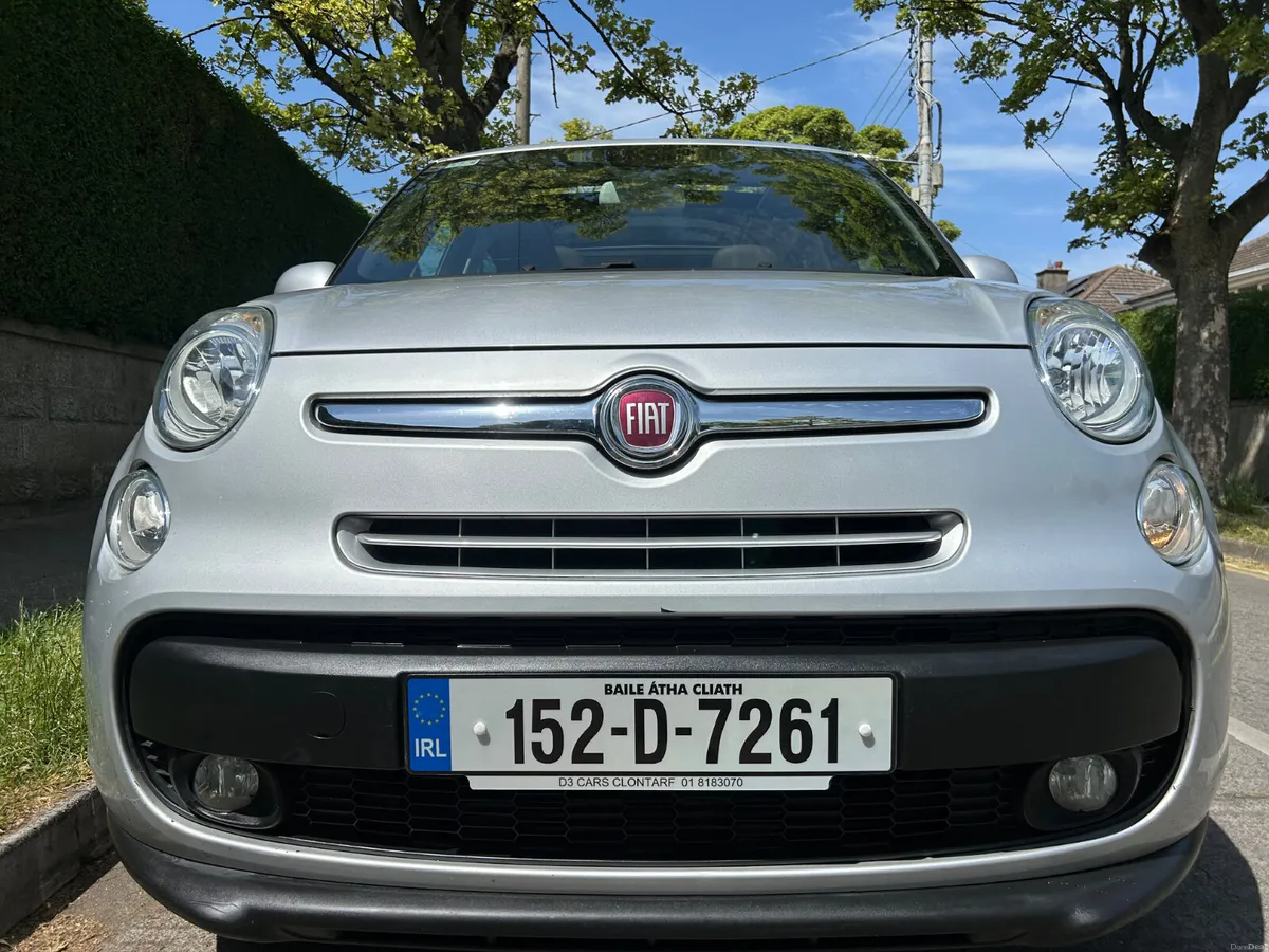 2015 FIAT 500 L AUTOMATIC 7 SEATS PANORAMIC SUNROO - Image 2
