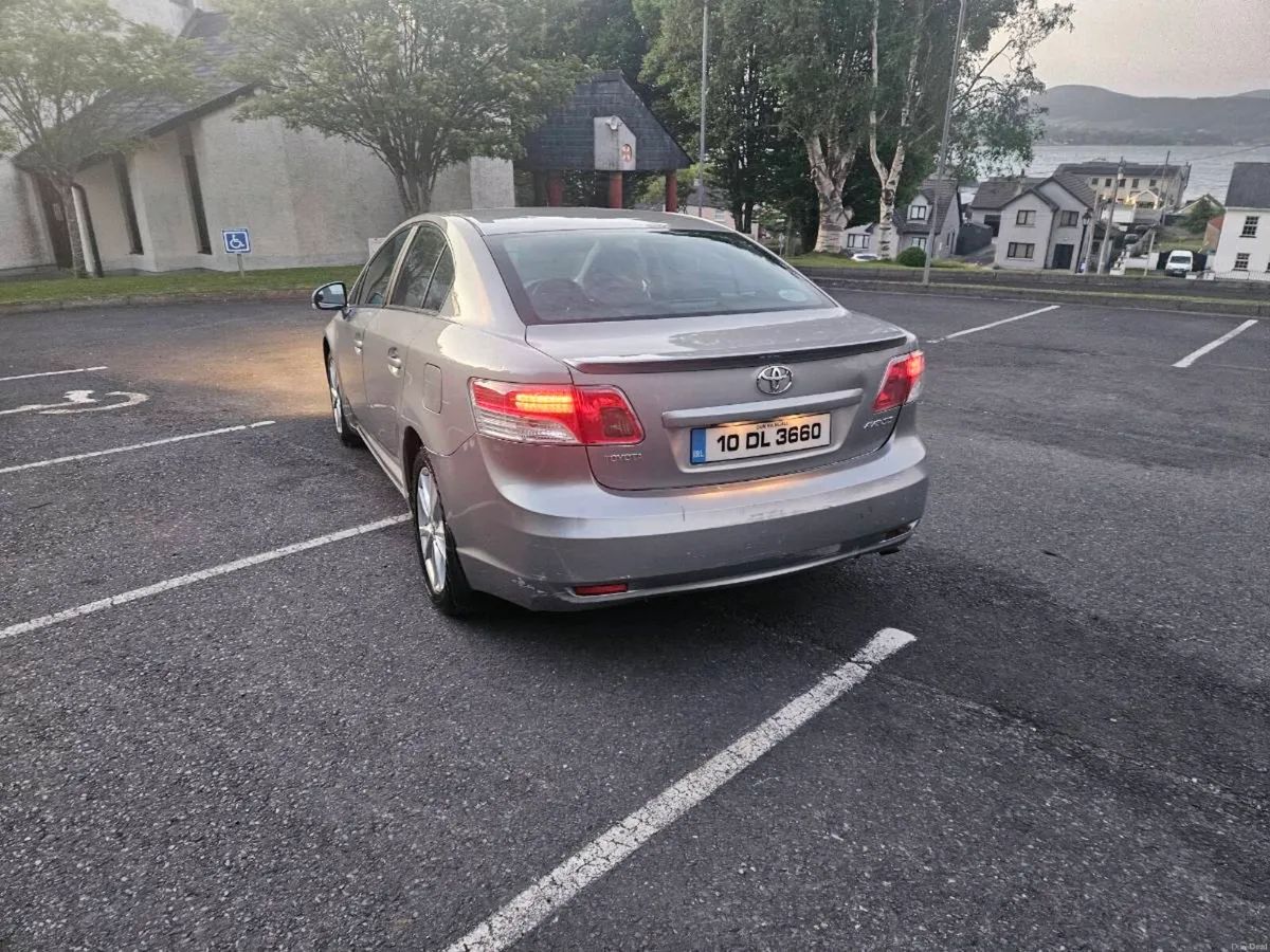 Toyota avensis - Image 4
