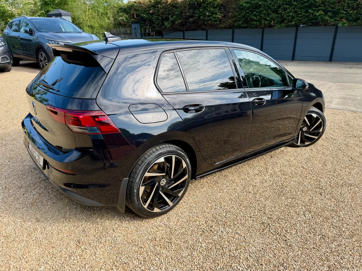 2020 Volkswagen Golf  2.0TDI Manual - Image 2