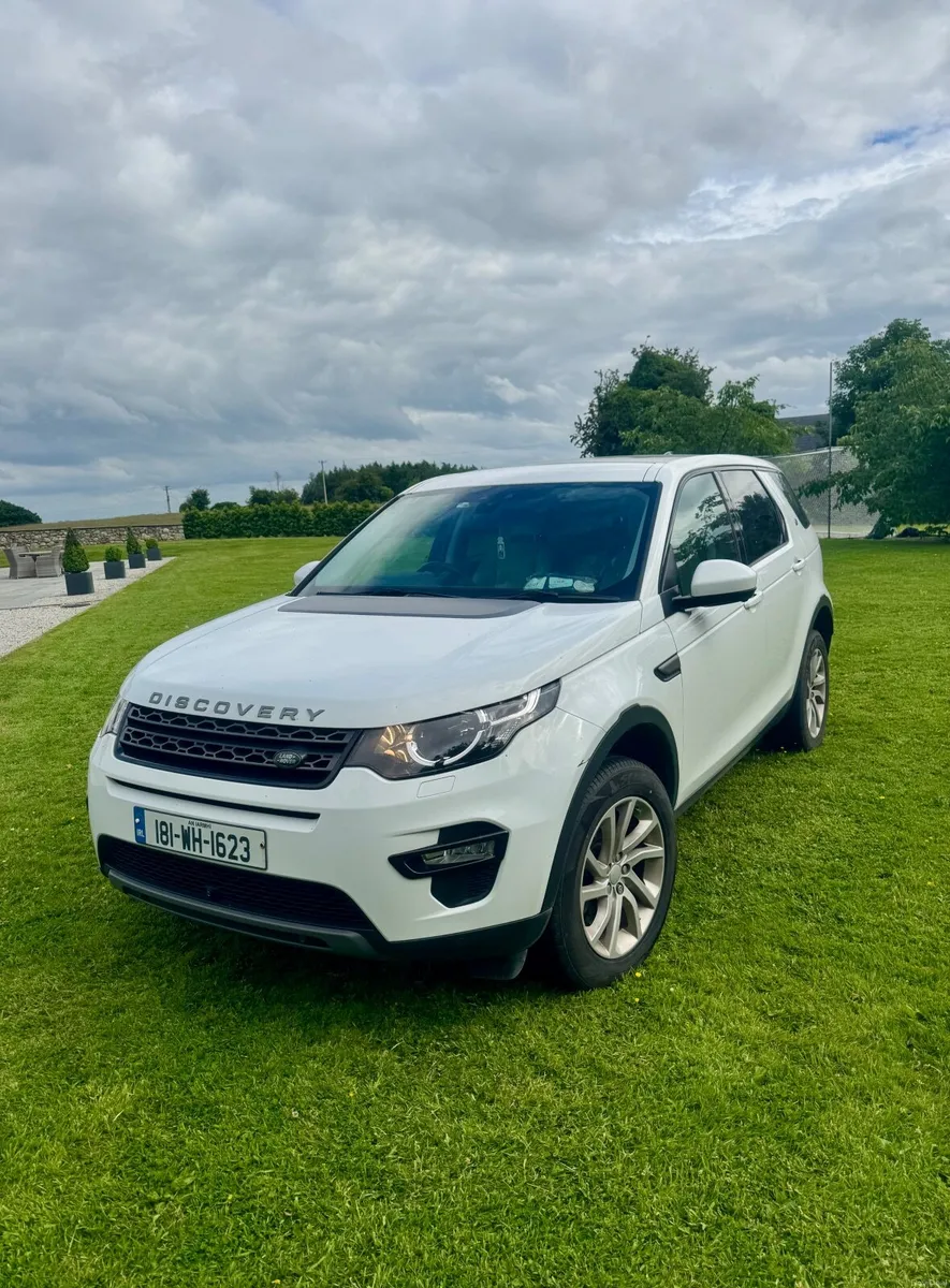 Land Rover Discovery Sport 2018 - Image 2