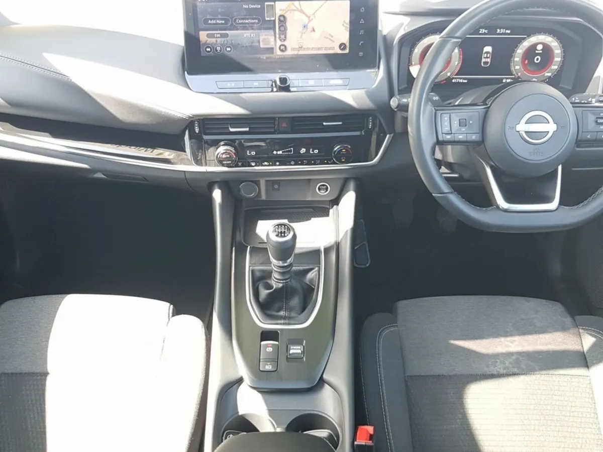 Nissan Qashqai 1.3 PET MILD HYBRID SV PREMIUM**€30 - Image 4
