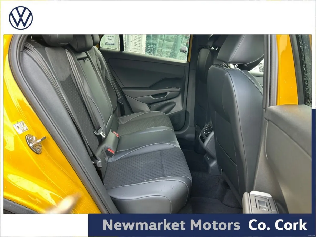 Volkswagen T-Roc R-LINE 1.5TSI 150BHP AUTOMATIC MI - Image 3