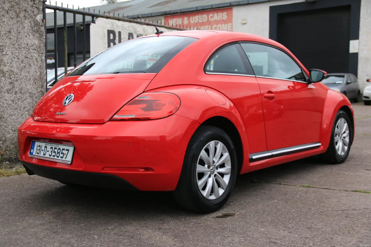 Volkswagen Beetle 2013 - Image 4