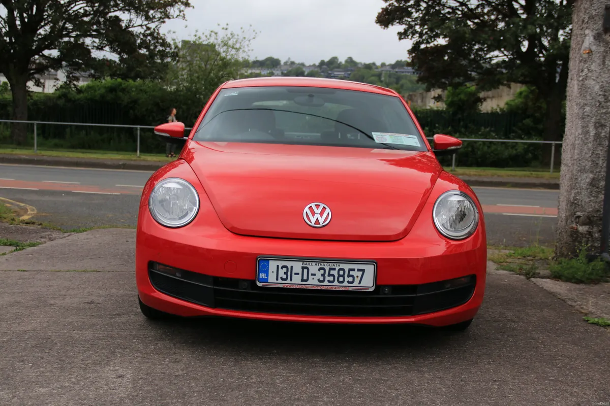 Volkswagen Beetle 2013 - Image 2