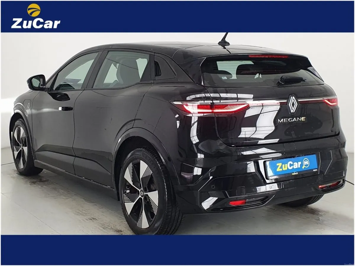 Renault Megane 1.6 160 PHEV ICONIC - Image 4
