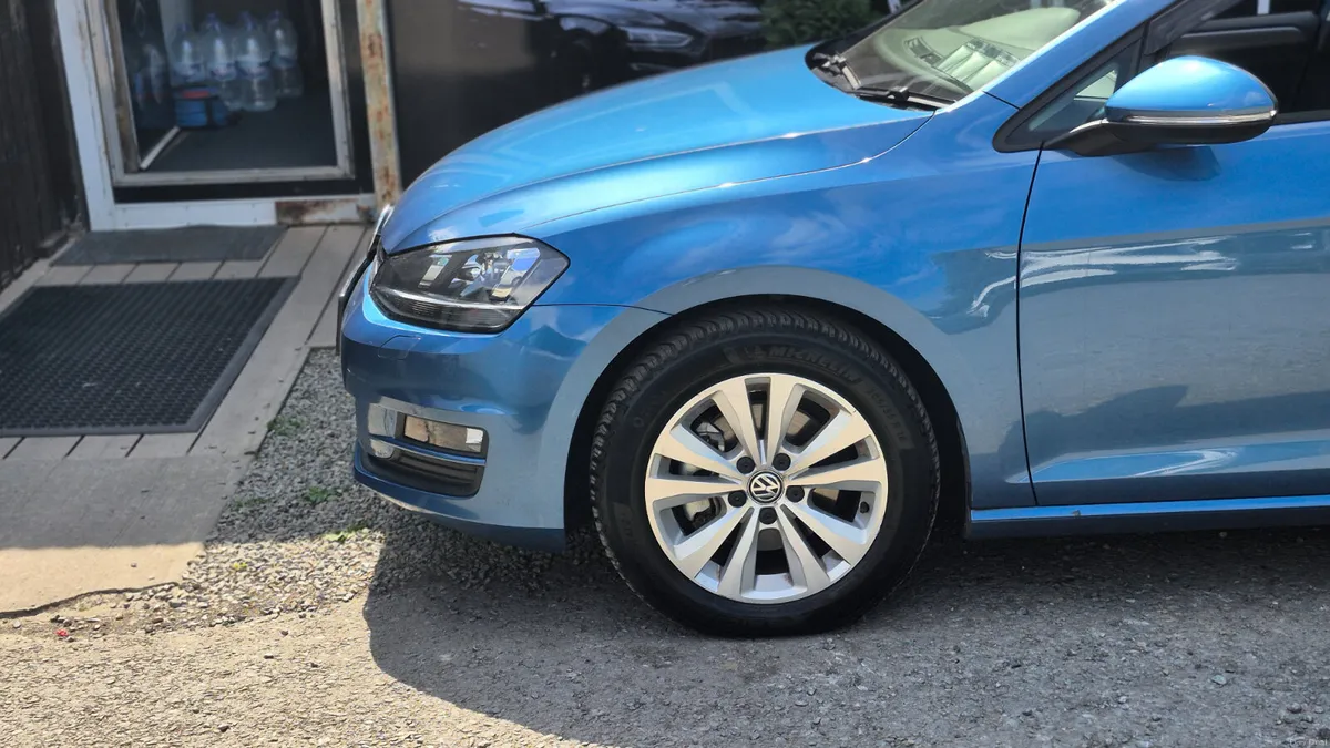 Volkswagen Golf Highline 1.2 TSI 5DR DSG 2017 - Image 4