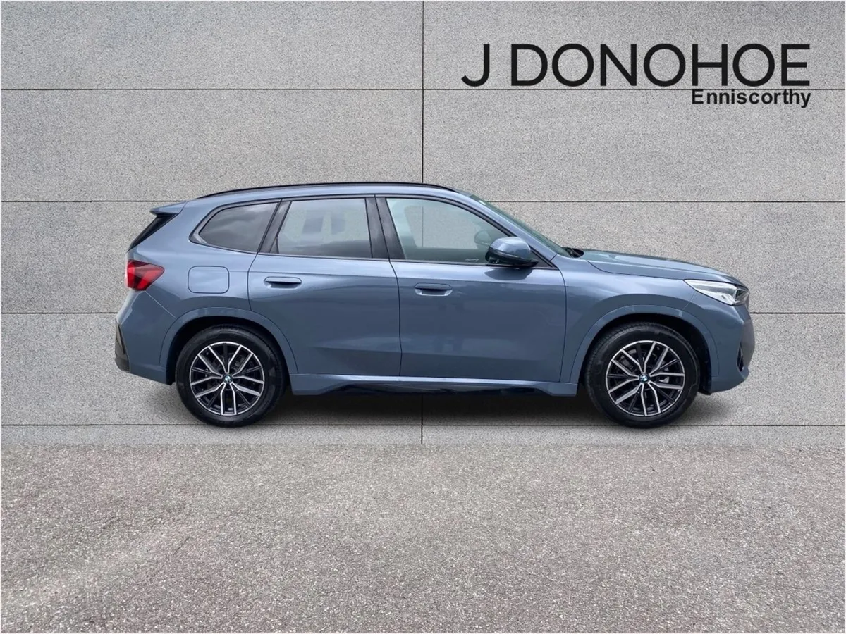 BMW iX1 eDrive20 M Sport - Image 3