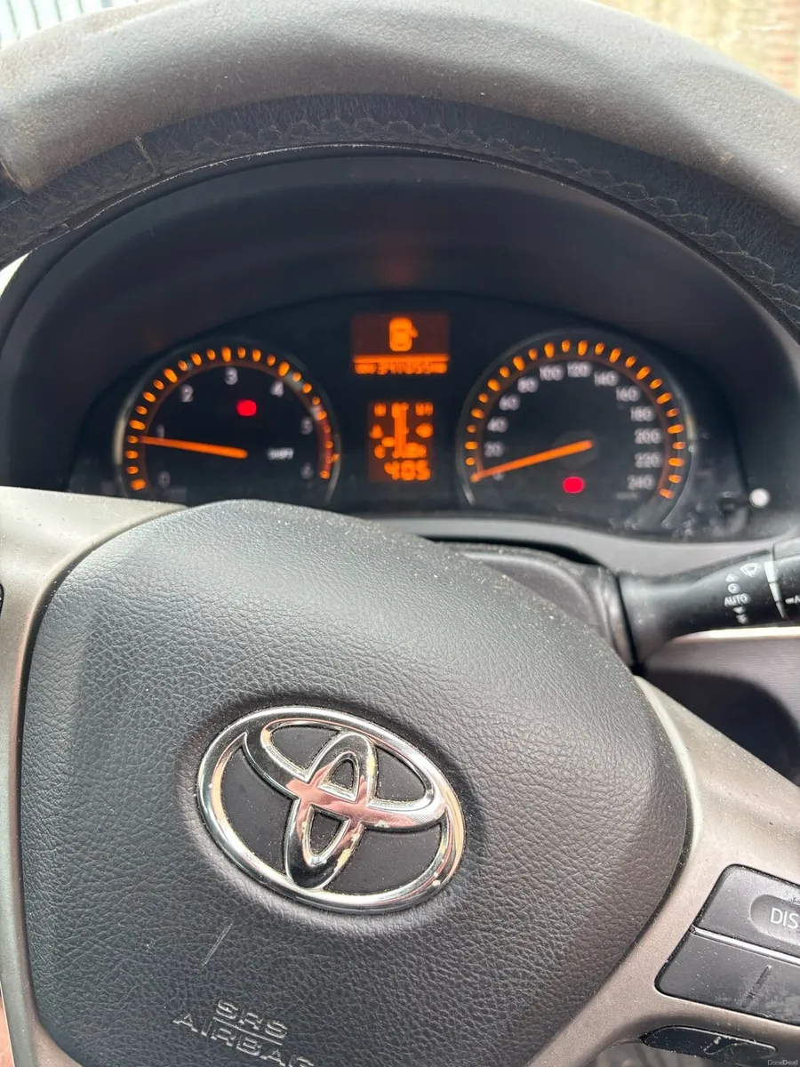 Car - Image 4