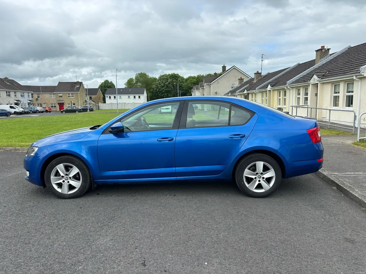 2014 Skoda Octavia “NEW NCT 05/27” - Image 3