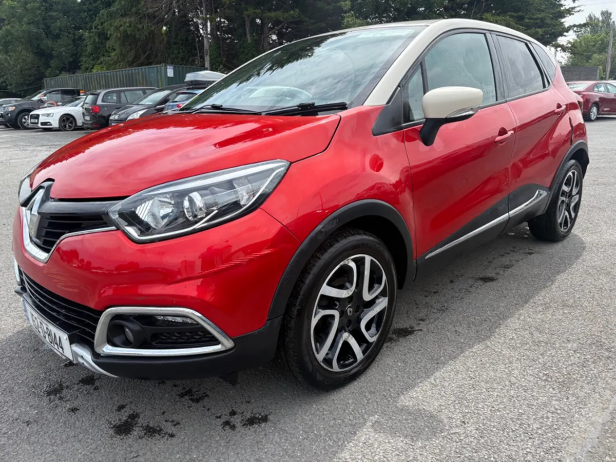 Renault Captur SIGNATURE 1.5 DCI 90 20 4DR - Image 2