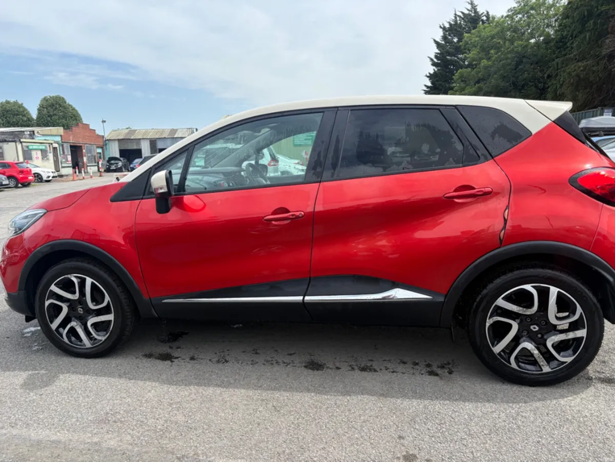 Renault Captur SIGNATURE 1.5 DCI 90 20 4DR - Image 4