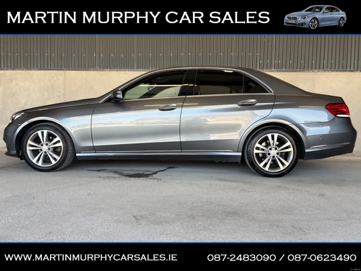Mercedes-Benz E-Class E220 BLUETEC SE AUTO - Image 3