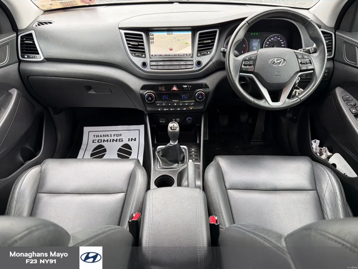 Hyundai Tucson 1.7 DIESEL EXECUTIVE 5DR - Image 2