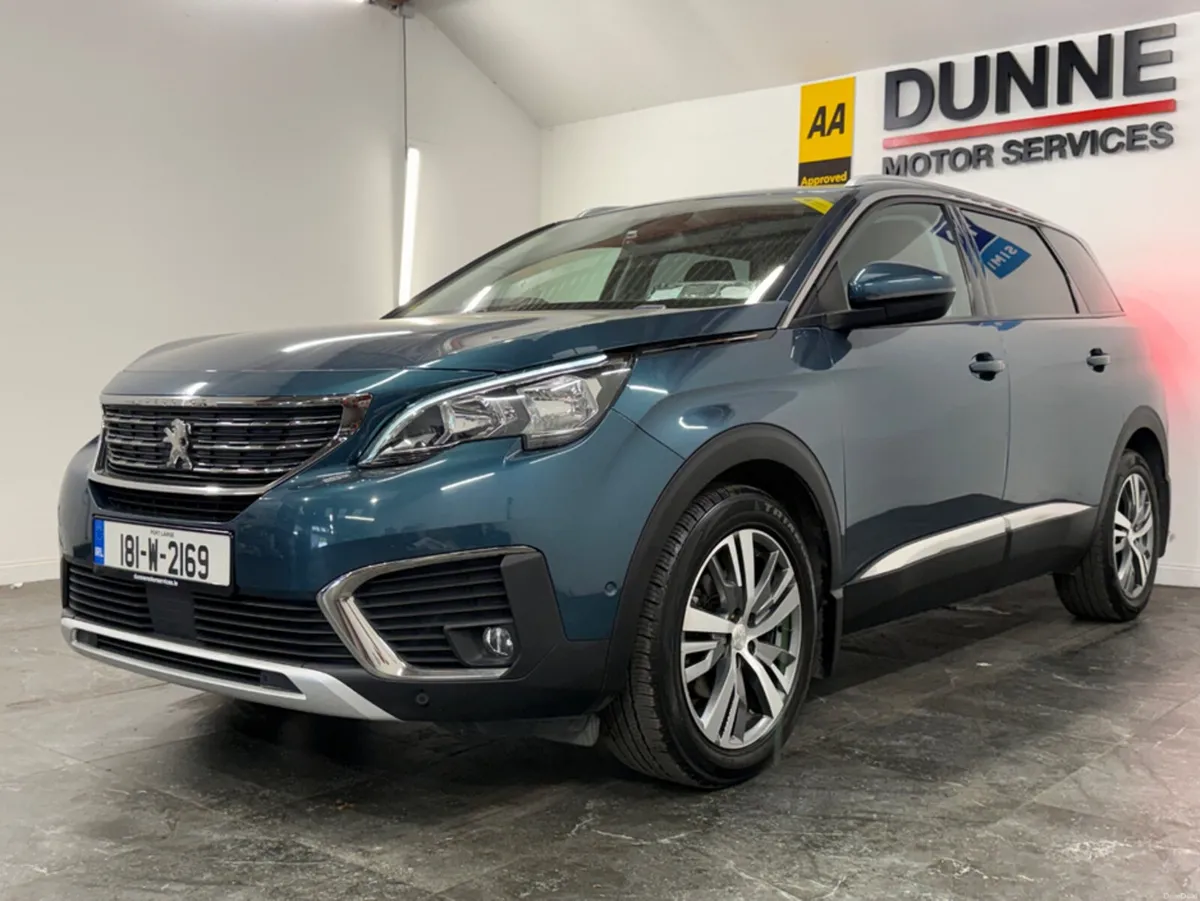 Peugeot 5008 **ALLURE**APPLE CAR PLAY / ANDROID AU - Image 2