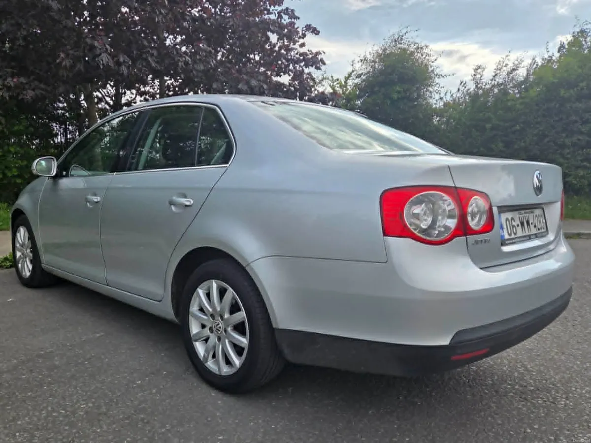 2006 Volkswagen Jetta 1.6cc Comfortline - Image 4