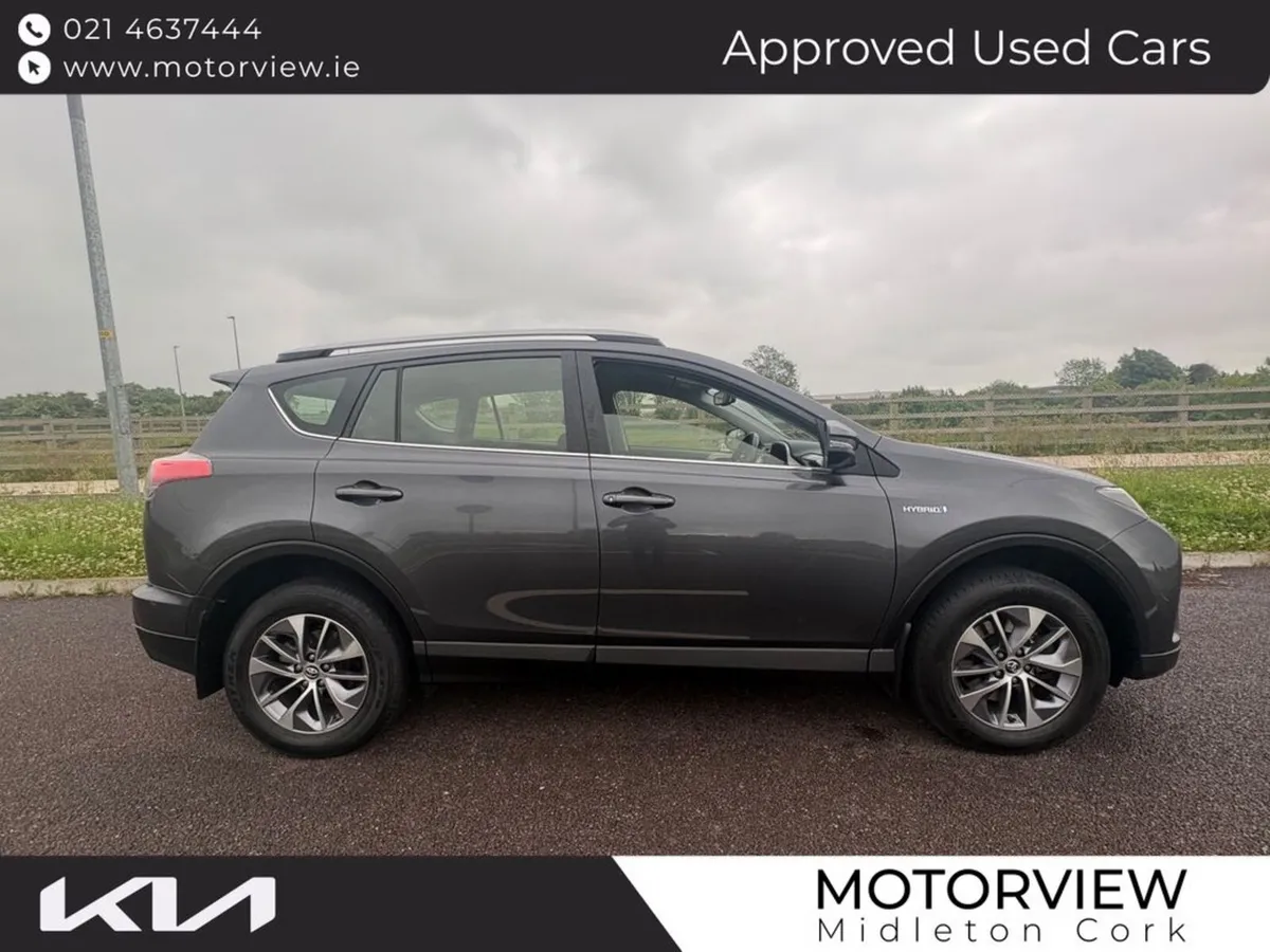 Toyota RAV4 RAV4 Hybrid Lunasport 2WD 4DR AUT - Image 2