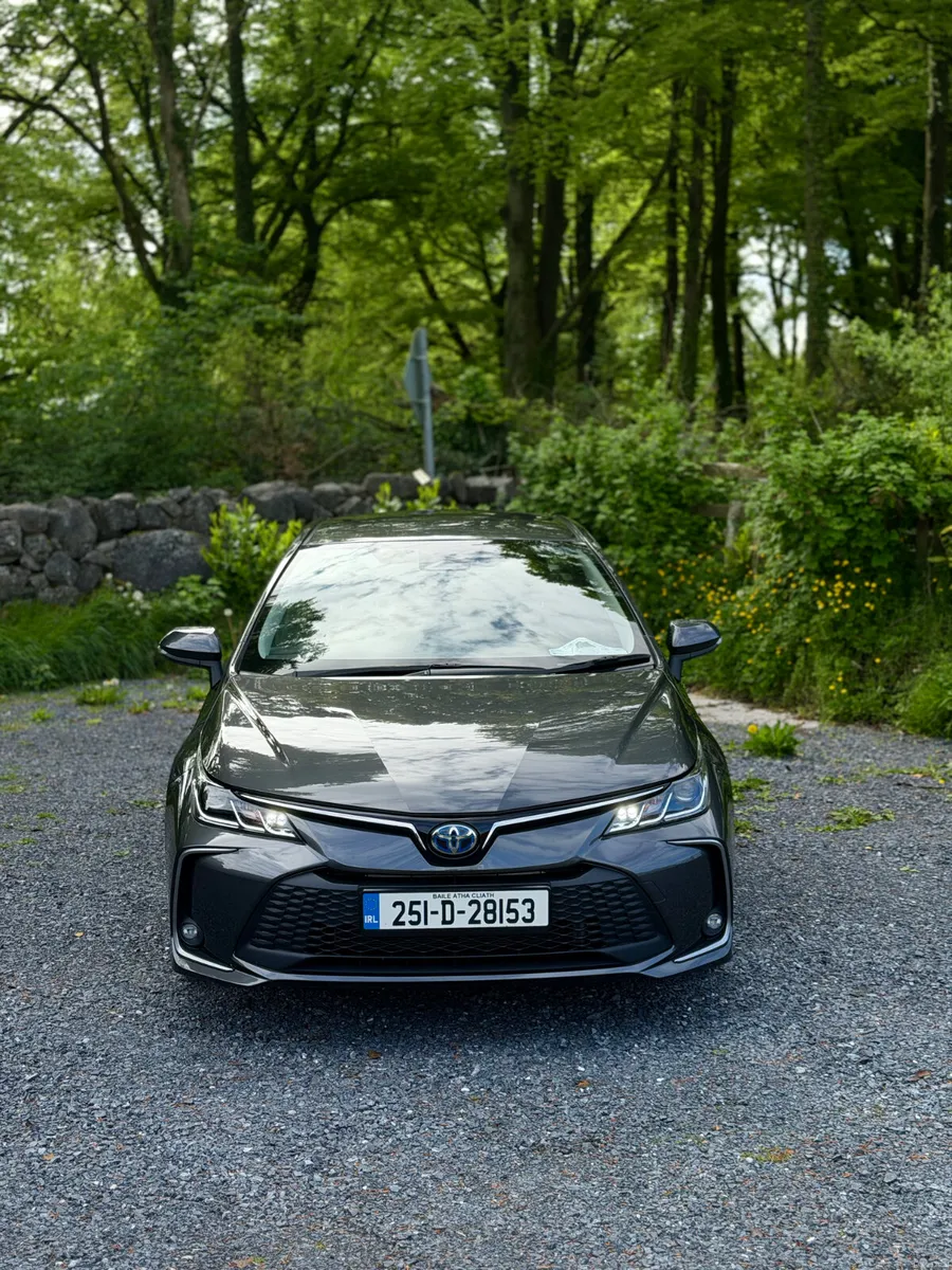 Toyota Corolla 2025 HYBRID | 6500KM| - Image 2