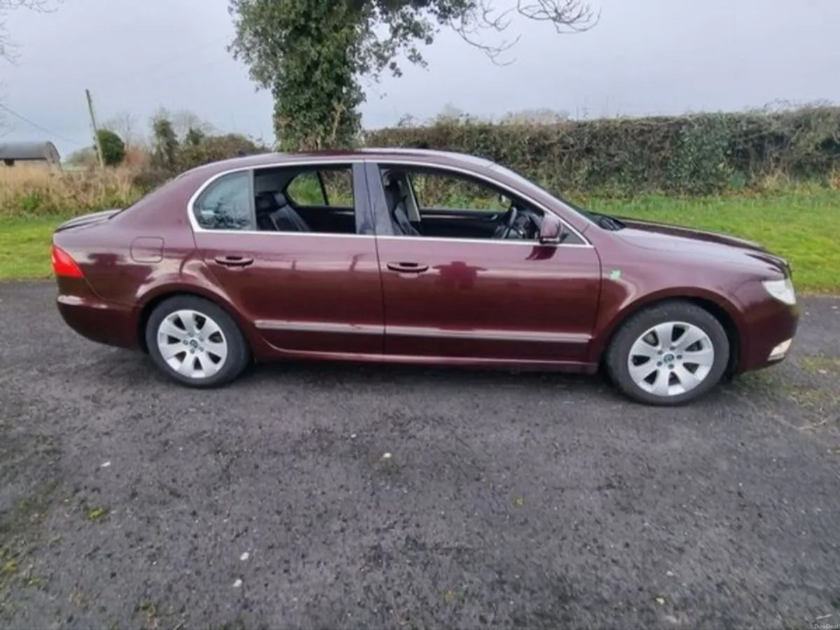SKODA SUPERB 1.6TDI NCT 5/27 TAX 3/27 - Image 2