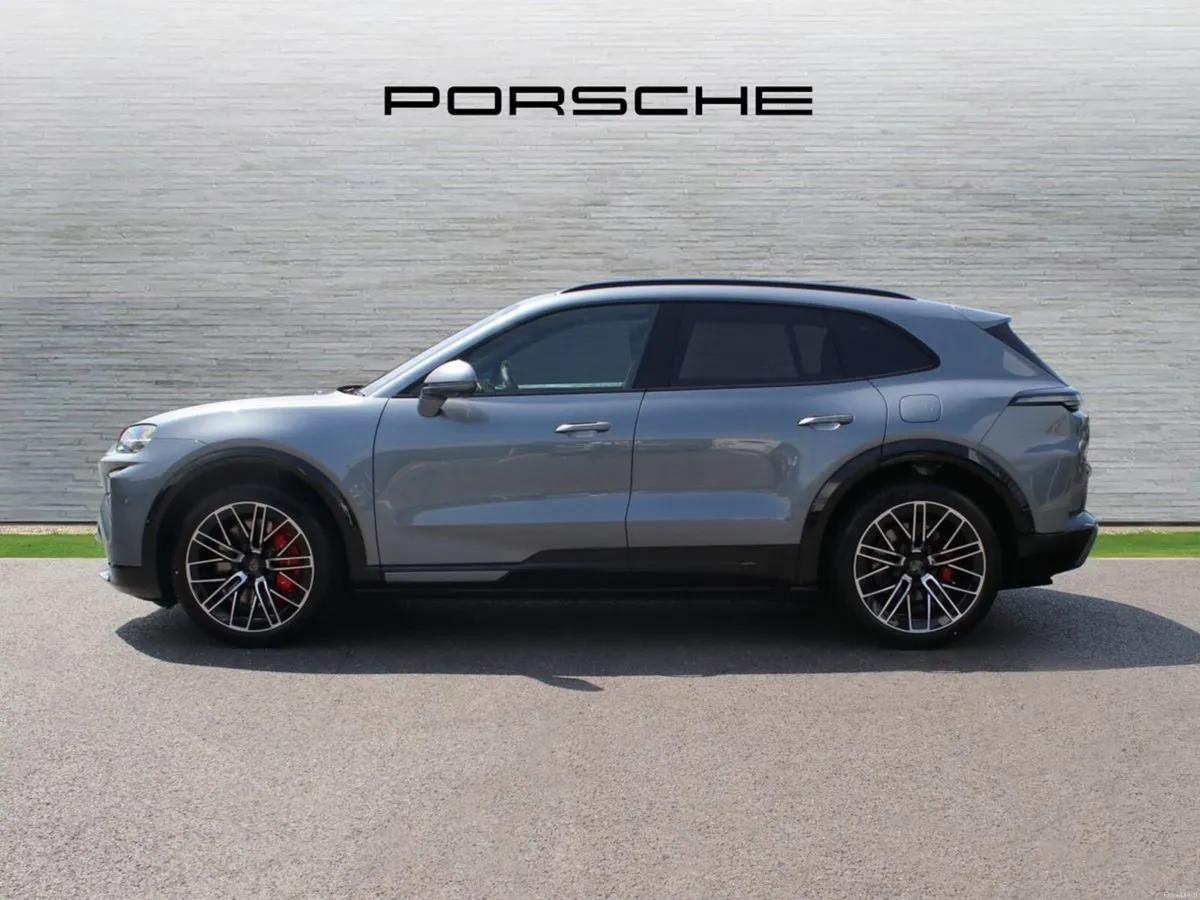 Porsche Cayenne Turbo Electric (New Model) - Image 4