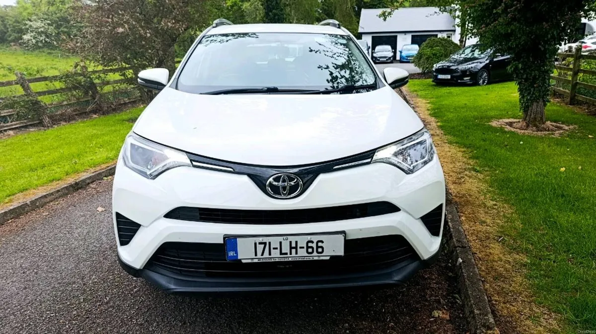 2017 Toyota Rava4 2.0 Diesel D4D - Image 2