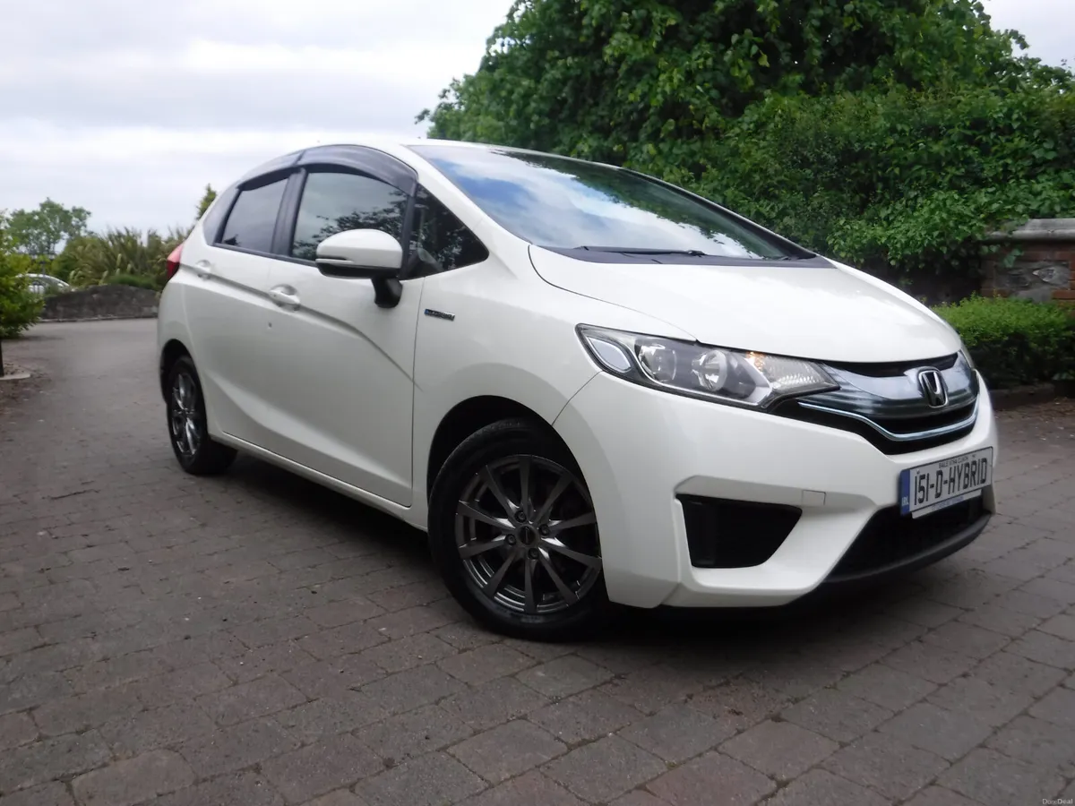 HONDA FIT 1.5 AUTO HYBRID ANDROID+CARPLAY - Image 1