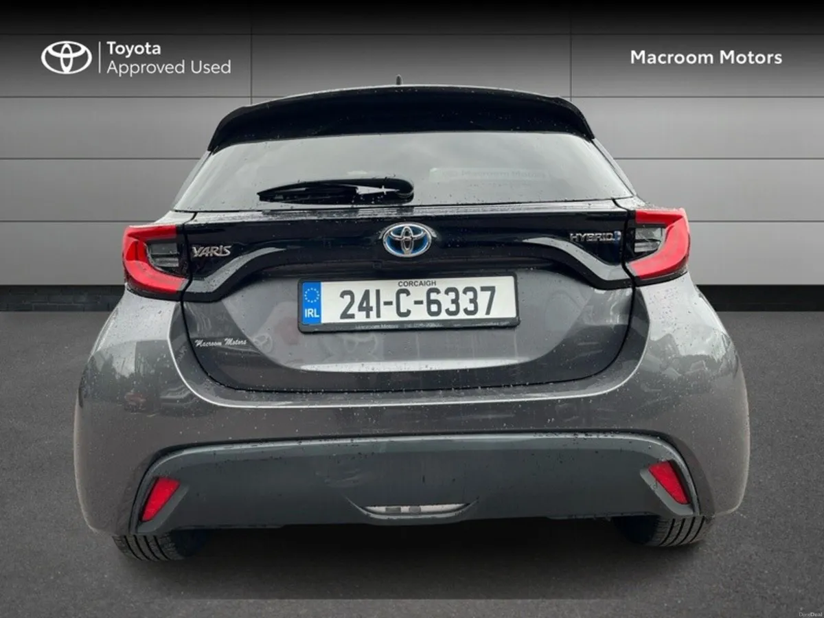 Toyota Yaris 1.5 - Image 4