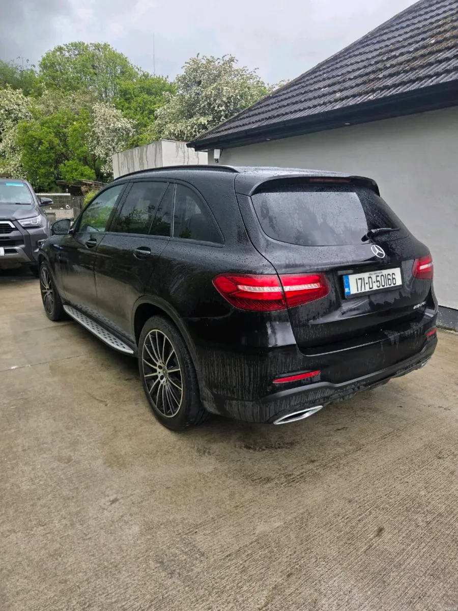 Mercedes GLC220 AMG line - Image 2