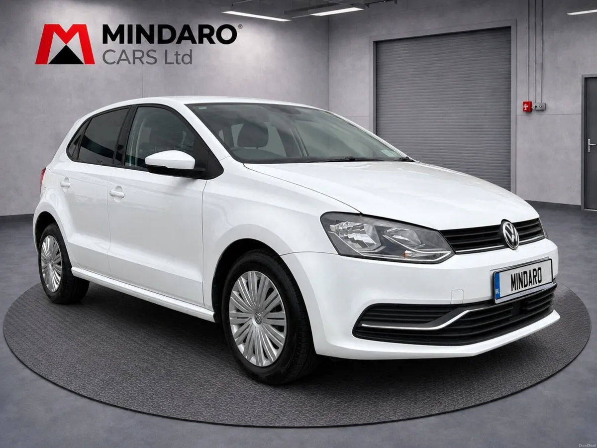 VW POLO//AUTOMATIC//VERY LOW KMS - Image 1
