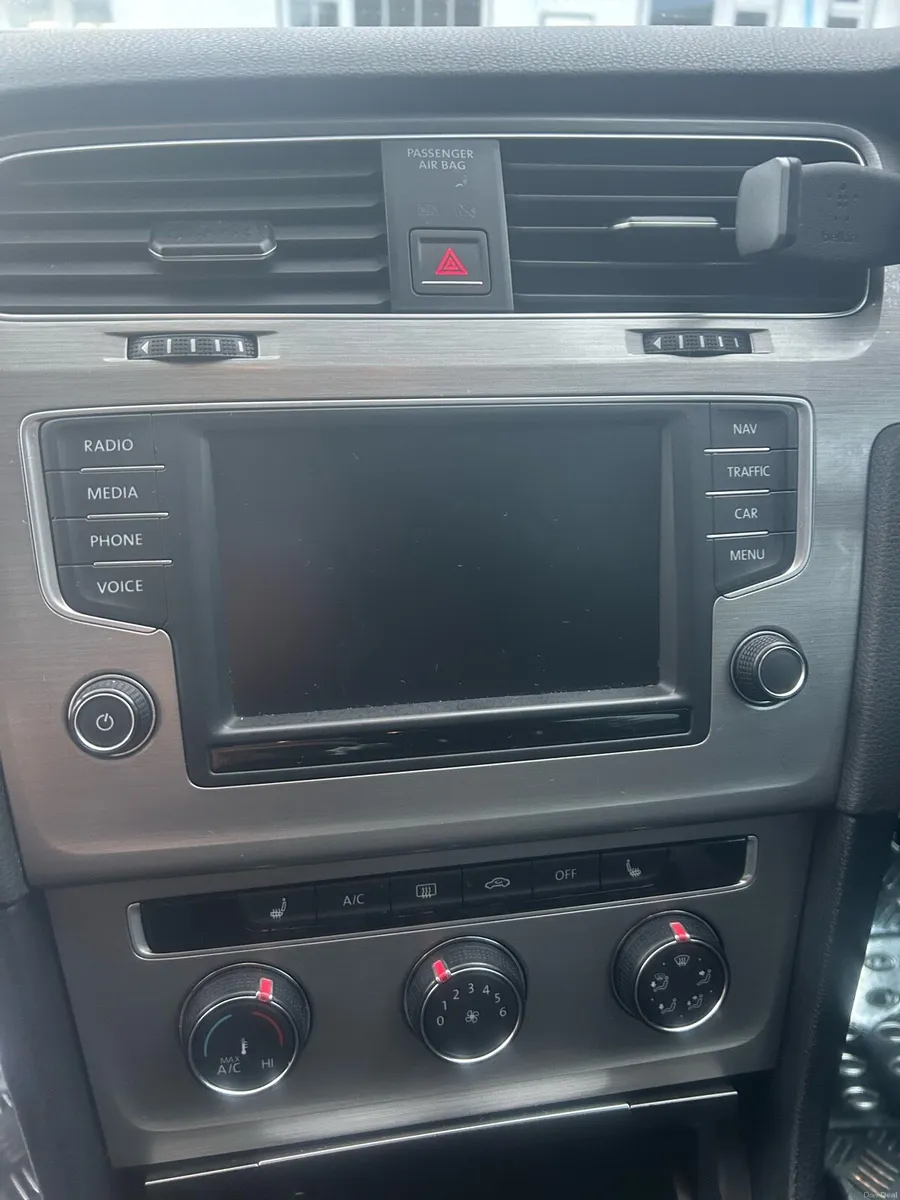VW Golf - Image 6