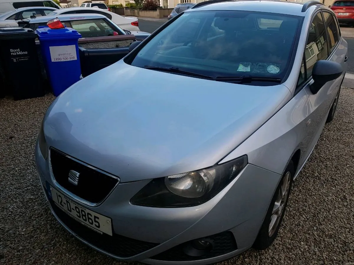 car - Image 1