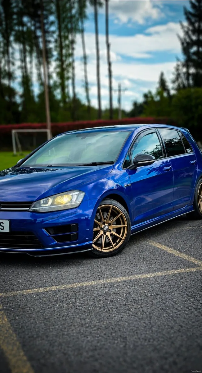 Vw Golf R Line 2.0 TSI 4 motion - Image 1