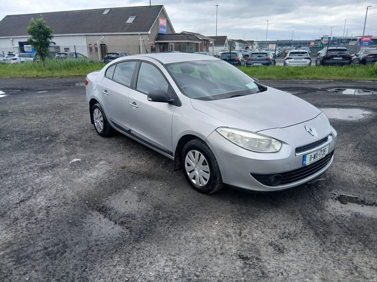 2011 Renault fluence !! New nct !! - Image 1