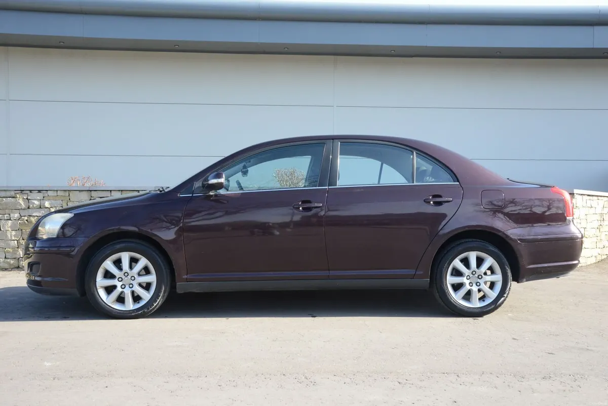 Toyota Avensis 16. petrol NCT'd & Long Tax - Image 4