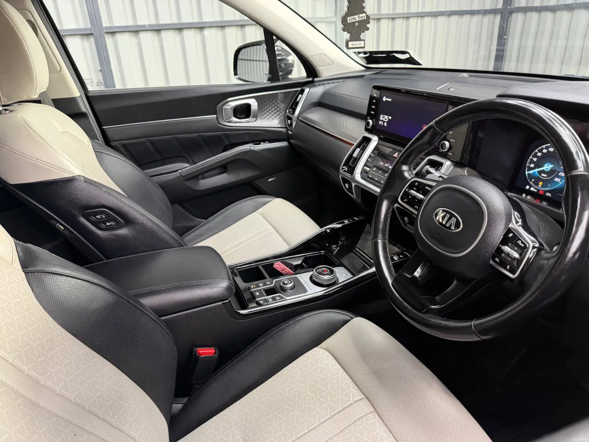 Kia Sorento K4 2021 Auto 7 Seater Pan Roof! - Image 4